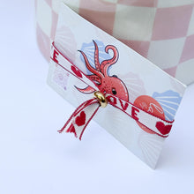 Charger l'image dans la galerie, Bracelet ruban Love