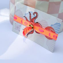 Charger l'image dans la galerie, Bracelet ruban love fluo
