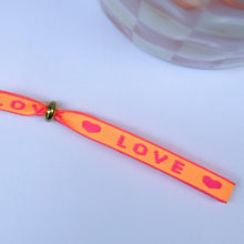 Charger l'image dans la galerie, Bracelet ruban love fluo