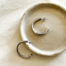 Charger l'image dans la galerie, Boucles créoles Marthe argentées - Lany-bijoux