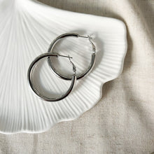 Charger l'image dans la galerie, Créoles Ruben argentées