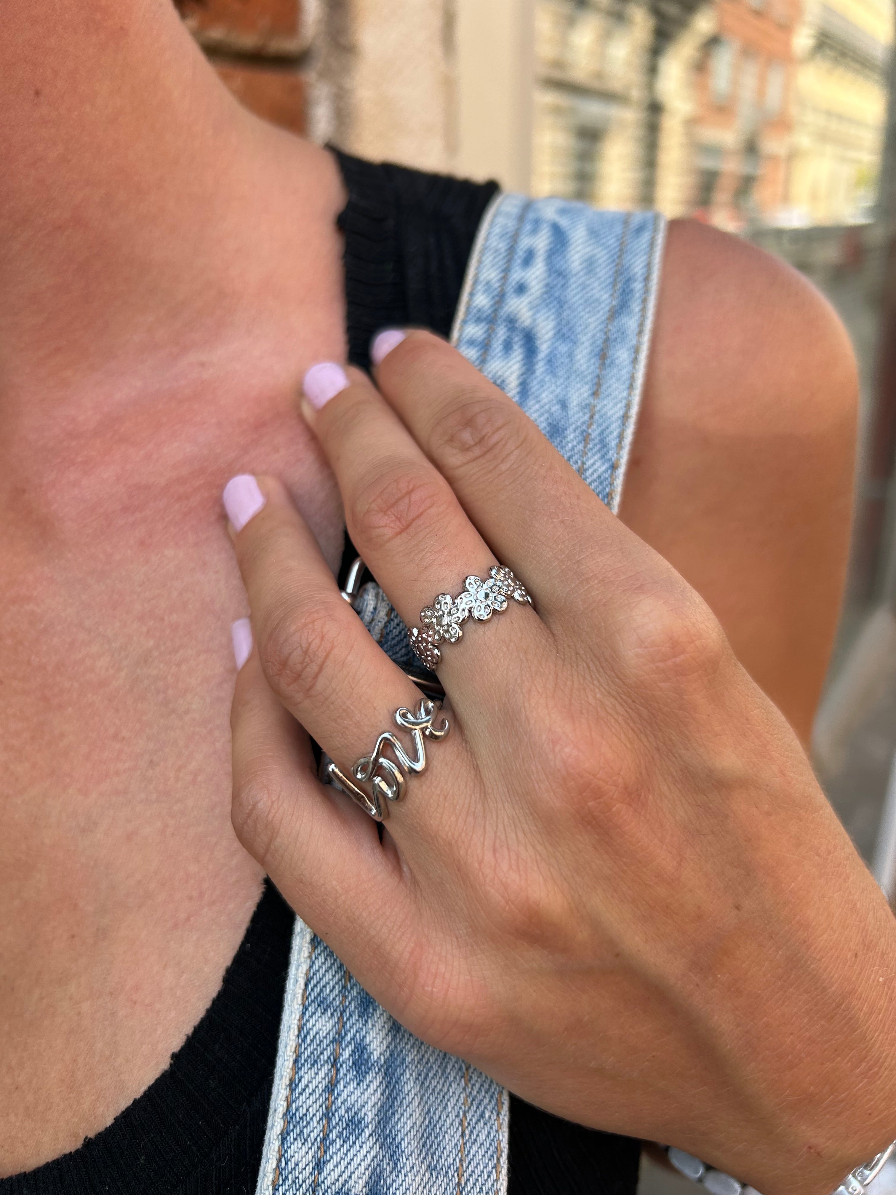 Bague Love argentée - Lany-bijoux