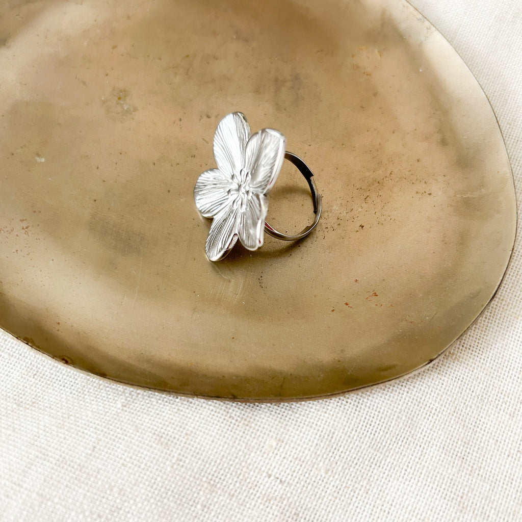 Bague grosse fleur argenté