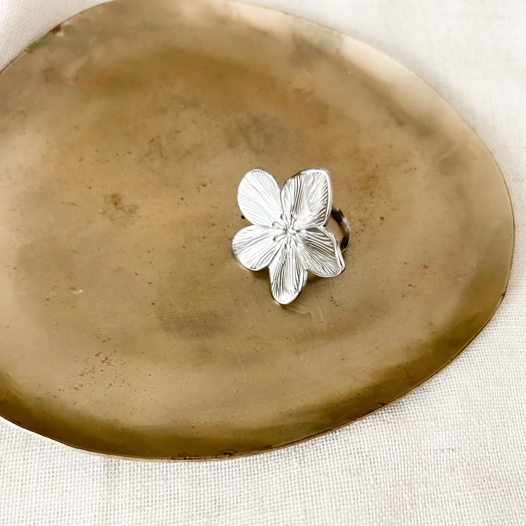 Bague grosse fleur argenté