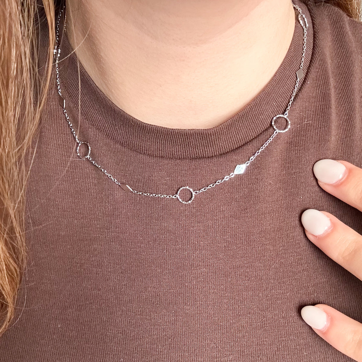 Collier élégant en argent 925, style oriental avec petit Collier élégant en argent 925, style oriental avec petit