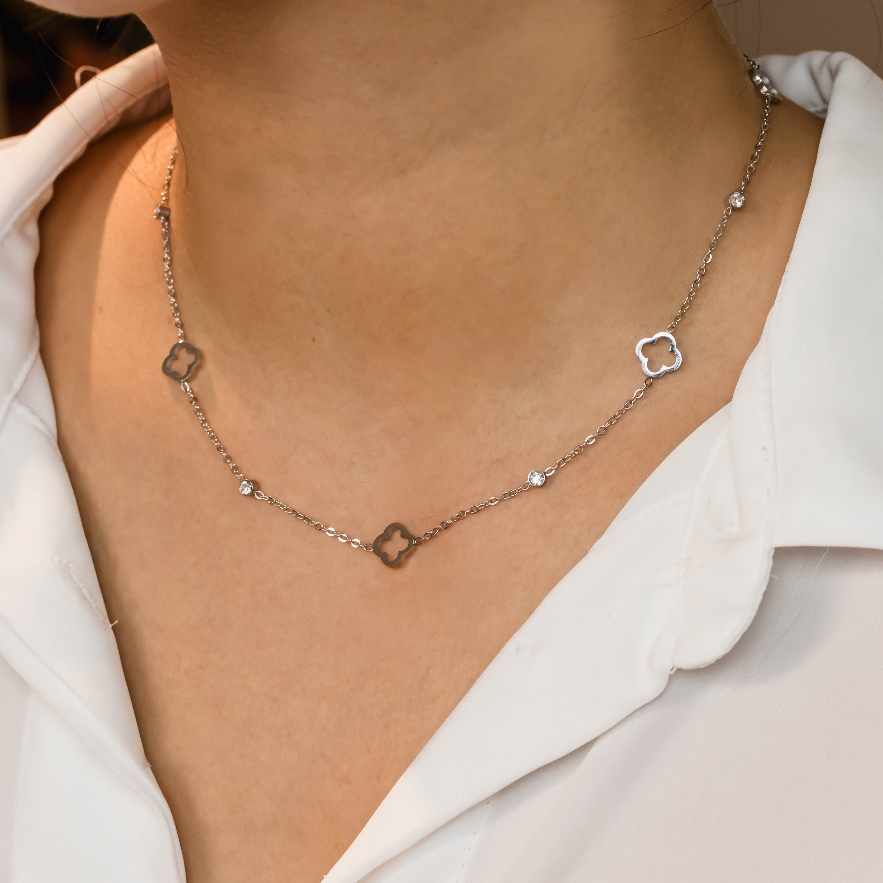 Collier Jako argenté