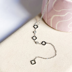 Collier Jako modèle cravate argenté