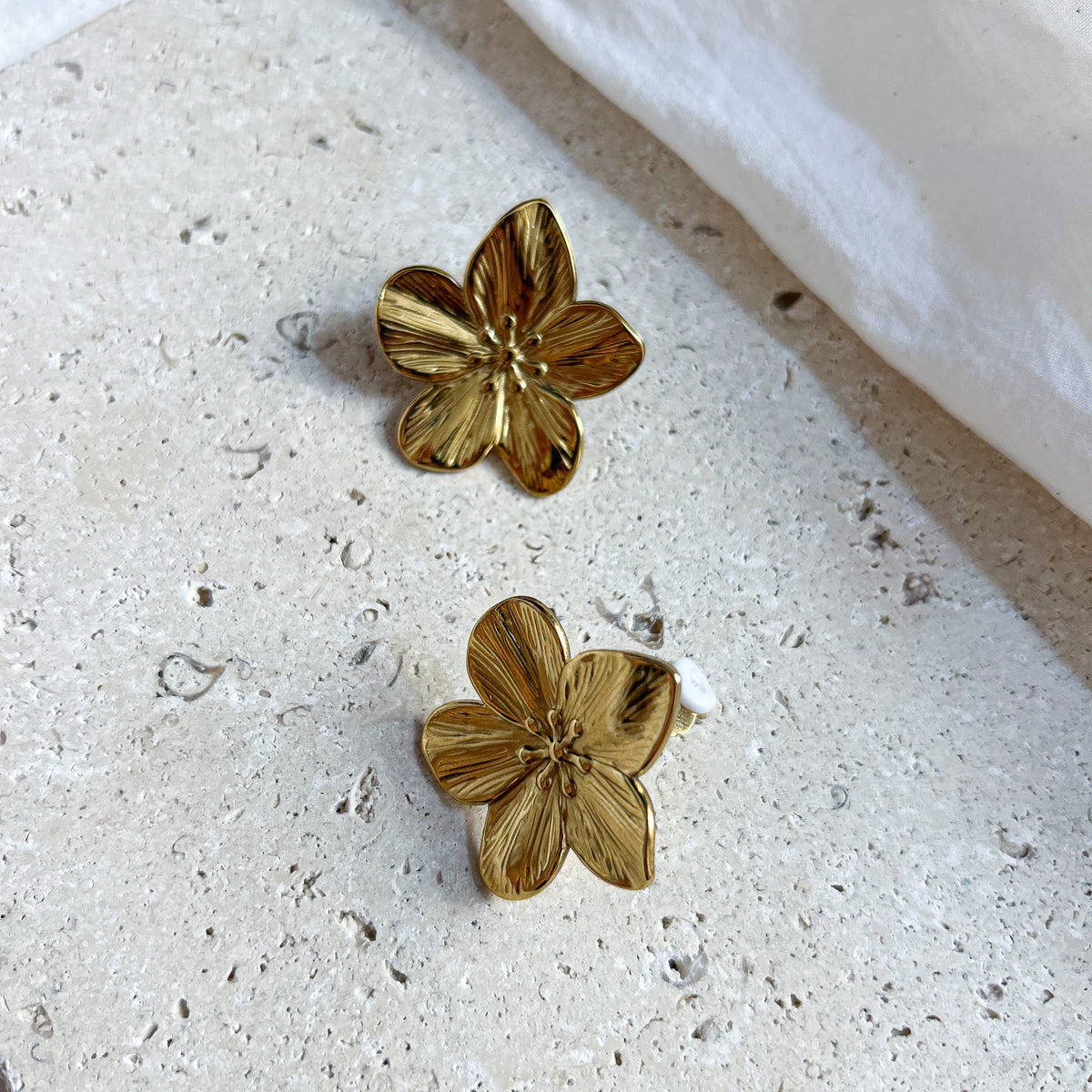 Boucles d'oreilles clip Isora en acier inoxydable doré – Lany-bijoux