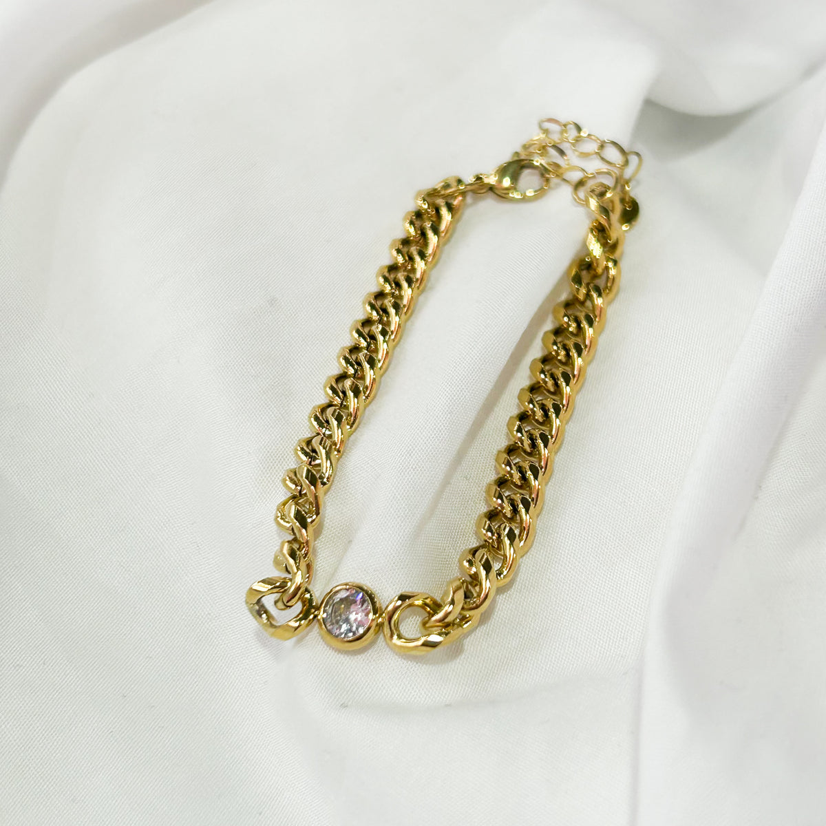 Bracelet Emeline avec strass en acier inoxydable – Lany-bijoux