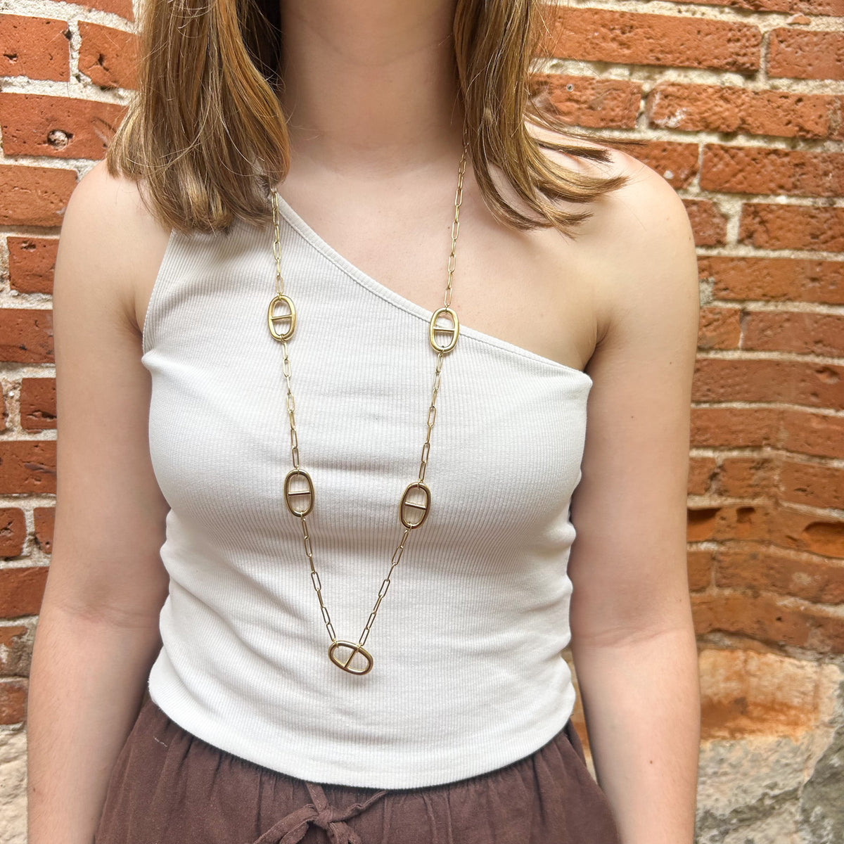 Collier sautoir Elya en acier inoxydable doré – Lany-bijoux