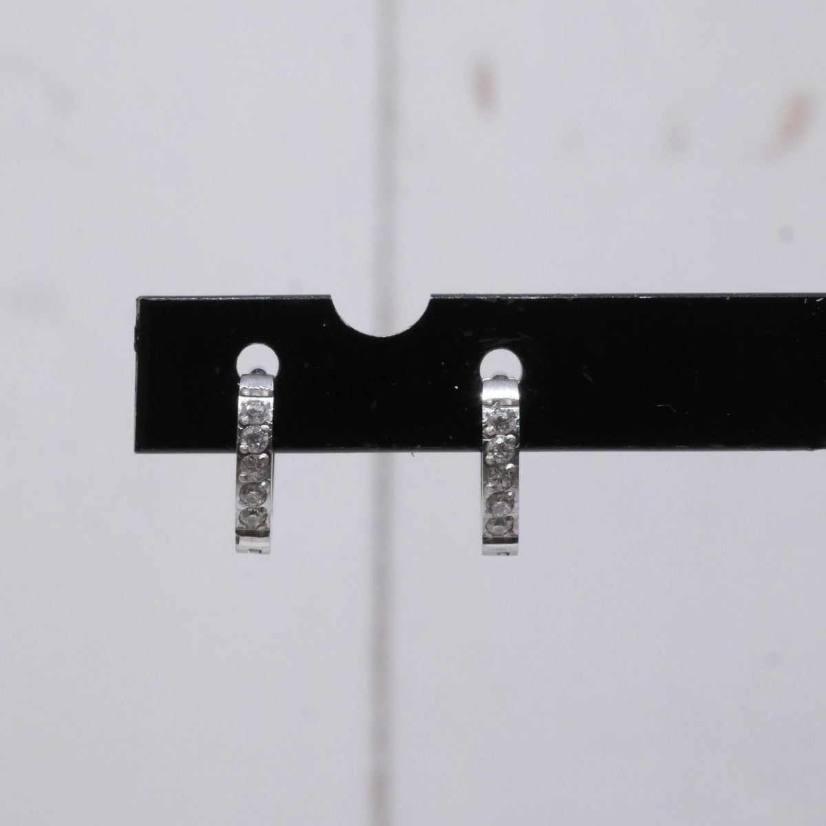 Créoles Capris 1 cm en acier inoxydable argenté – Lany-bijoux
