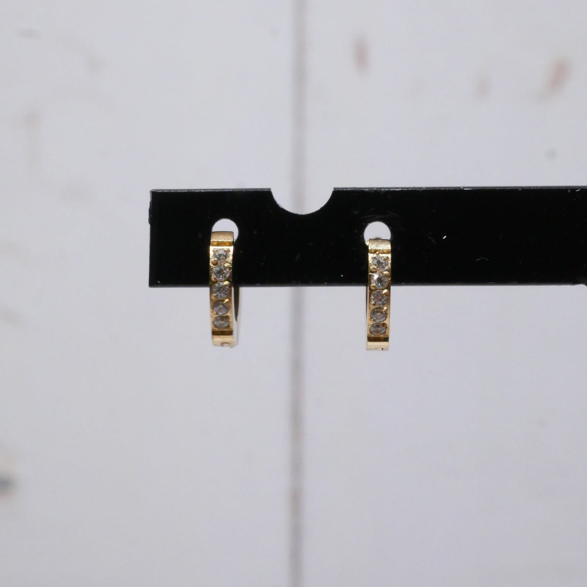 Créoles Capris 1 cm en acier inoxydable doré – Lany-bijoux