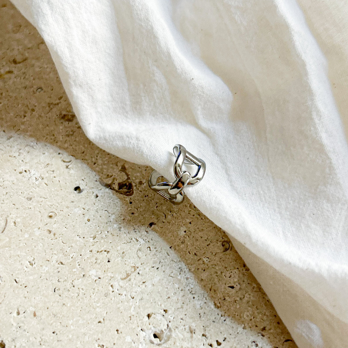 Ear cuff Amedo en acier inoxydable argenté – Lany-bijoux