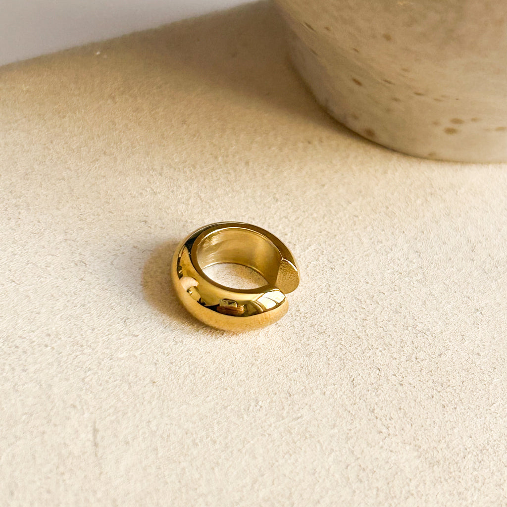 Ear cuff Tini en acier inoxydable doré – Lany-bijoux
