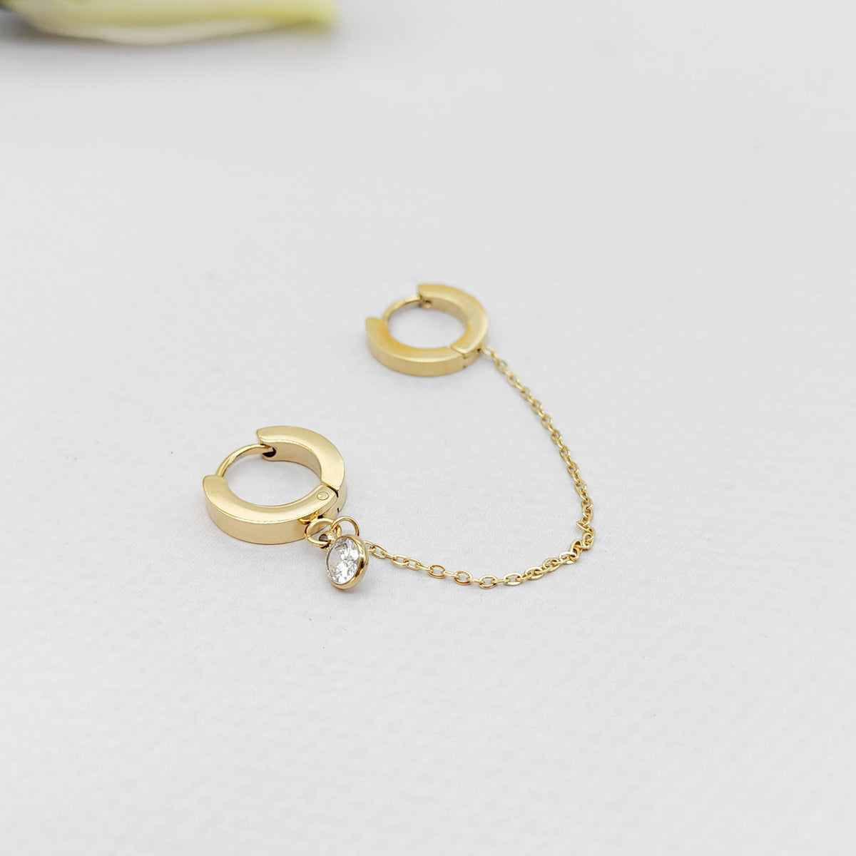 Mono boucle d'oreille Dany en acier inoxydable doré – Lany-bijoux