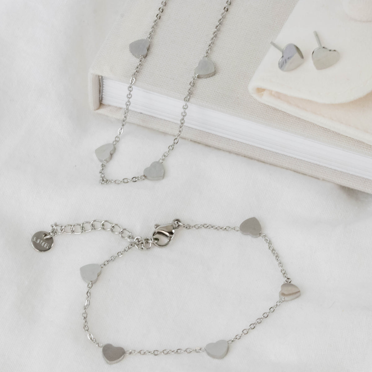 Parure Marra 3 pièces cœurs en acier inoxydable argenté – Lany-bijoux