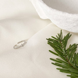 Bague fine avec strass en acier inoxydable doré - modèle ajustable.-Lany-bijoux