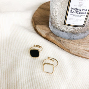 Bague forme carré avec pierre blanche en acier inoxydable doré - modèle ajustable-bague-Lany-bijoux