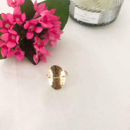 Bague pièce ovale martelée en acier inoxydable doré - modèle ajustable-Lany-bijoux