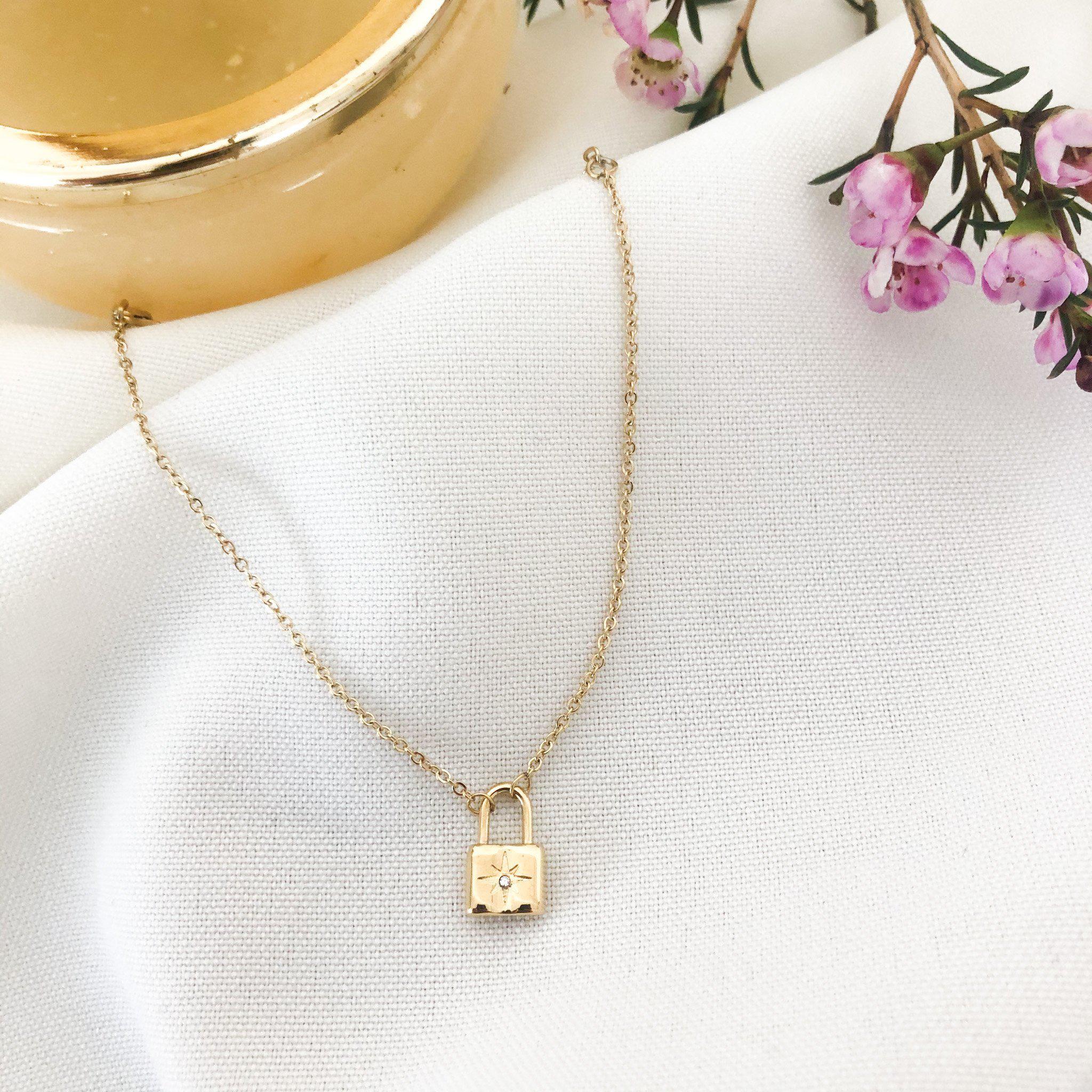 Bracelet mailles fines avec pendentif cadenas en acier inoxydable doré-bracelet-Lany-bijoux