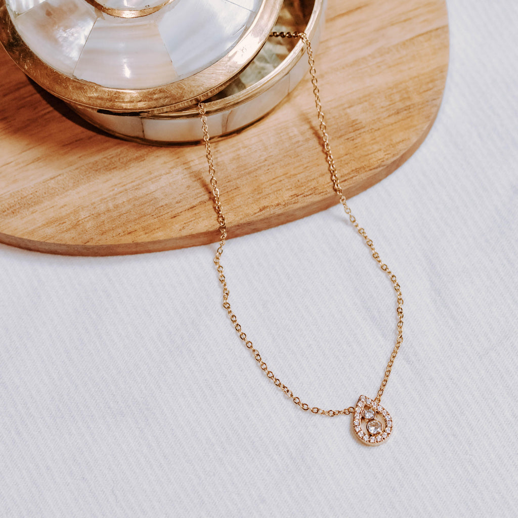 Collier Flaura en acier inoxydable doré – Lany-bijoux